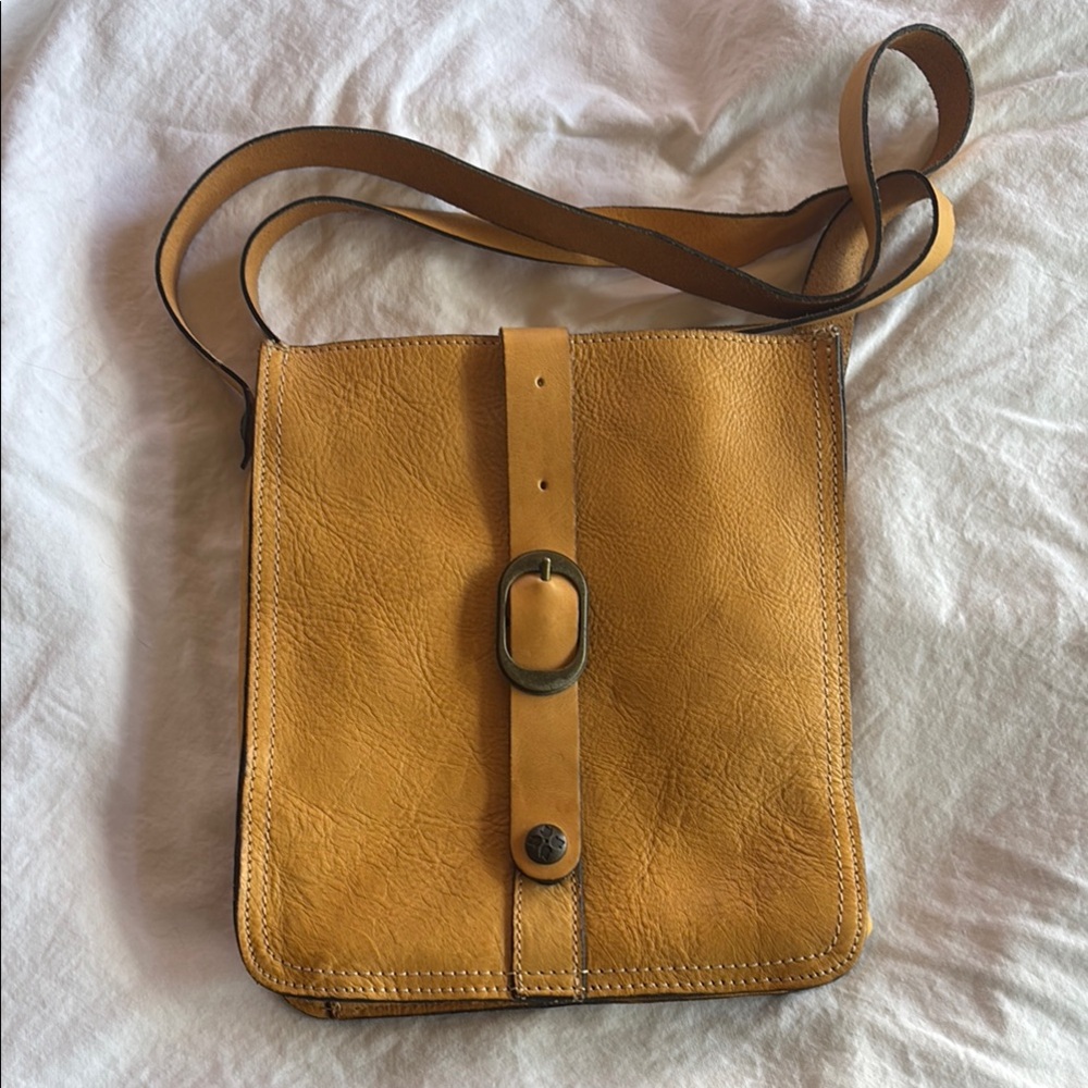 Patricia Nash Tan Leather Crossbody Bag